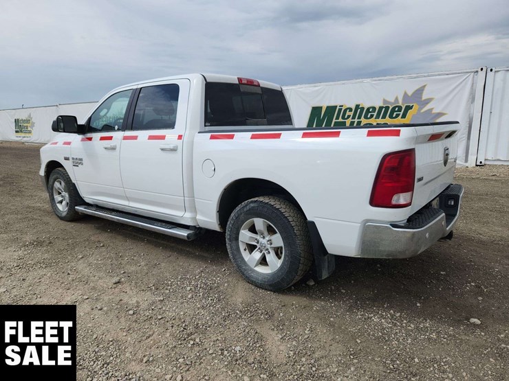 2020-ram-1500-classic-image-3