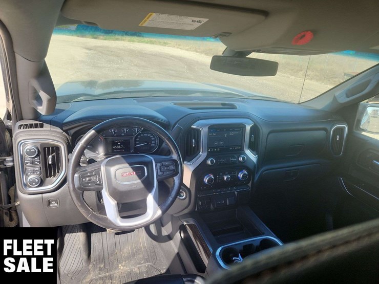 2021-gmc-sierra-1500-image-19