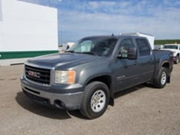 2011-gmc-sierra-1500-sl-image-5