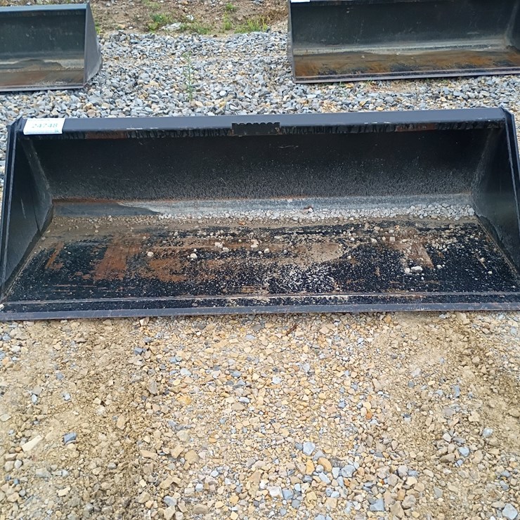 #24748 • 72" Smooth Bucket Skid Steer Attachment