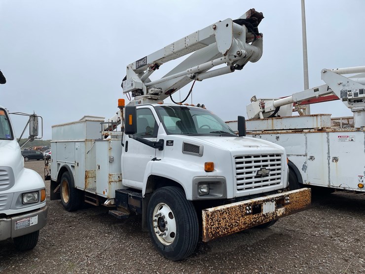 #1302-•-2003-chevrolet-c7500-boom-truck-**non-runner**(has-mn-title)-image-7