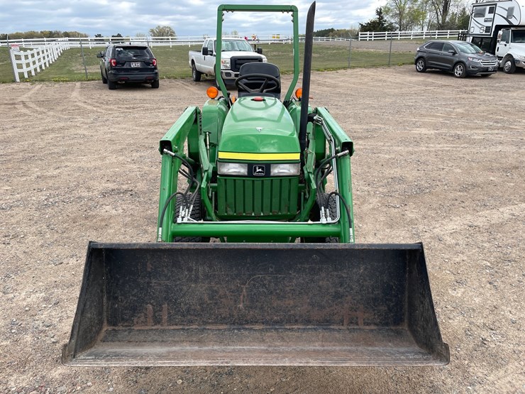 john-deere-790-image-8