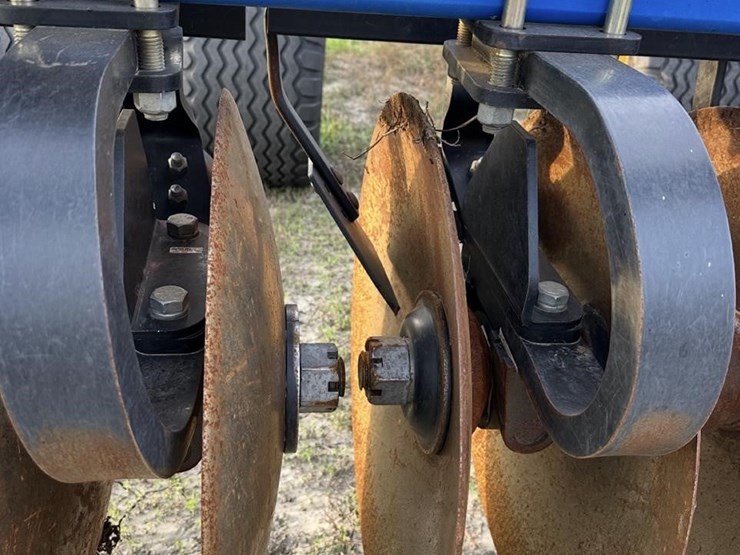 2023-landoll-7530-32-image-5