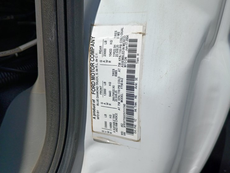 2005-ford-f750-image-35