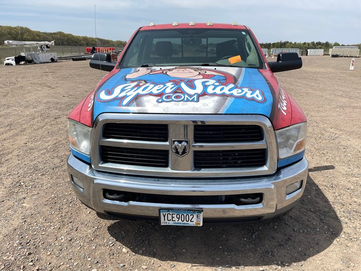 2011-dodge-ram-3500-image-8