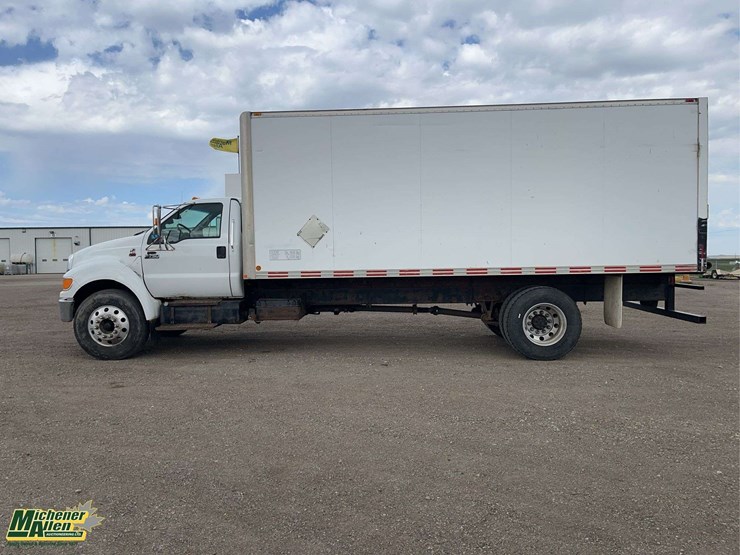 2009-ford-f750-image-6