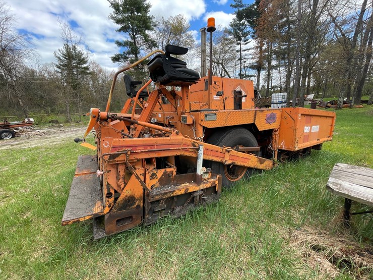 #2869-•-blaw-knox-paver-(or)-image-2