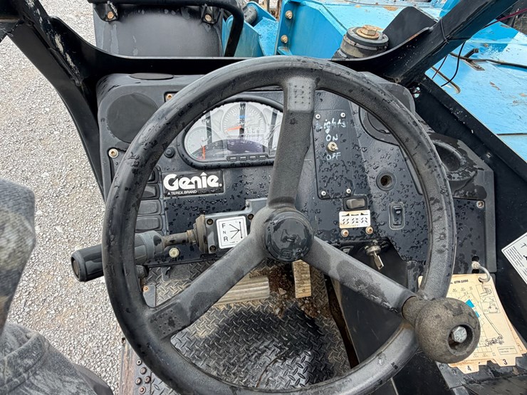2019-genie-gth1056-image-8
