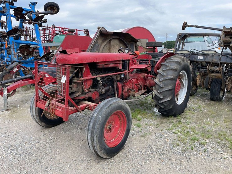 massey-ferguson-65-image-1