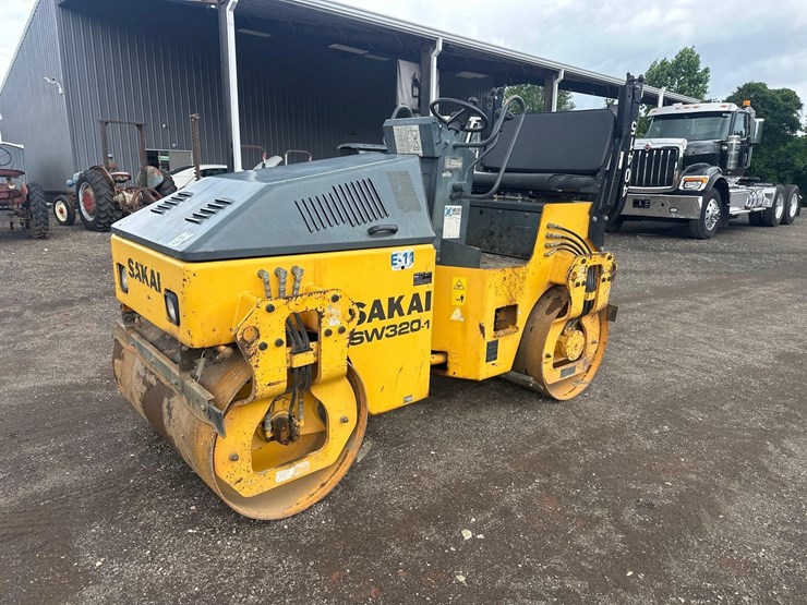 sakai-sw320-1-image-3