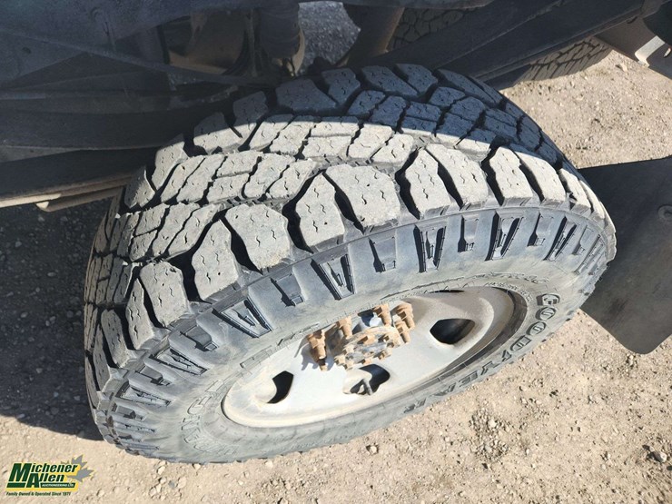 2011-ford-f350-image-11