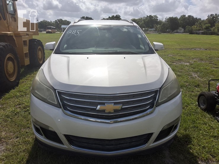 2014-chevrolet-traverse-image-1