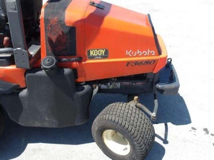 2006-kubota-f3680-image-34