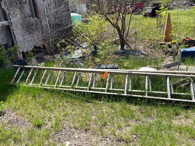 #2889-•-(2)-aluminum-ladders-(or)-image-6