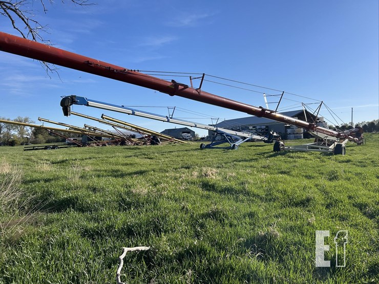 buhler-farm-king-16104-image-7