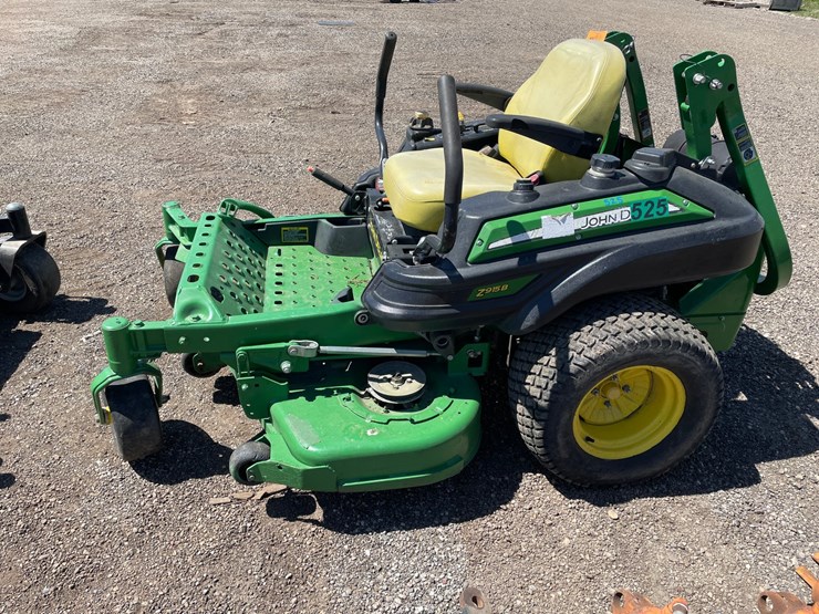 2016-john-deere-z915b-image-7
