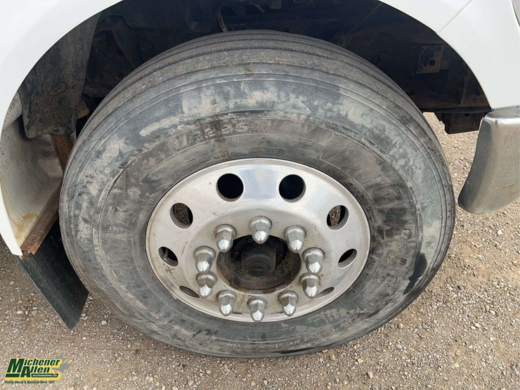2009-ford-f750-image-13