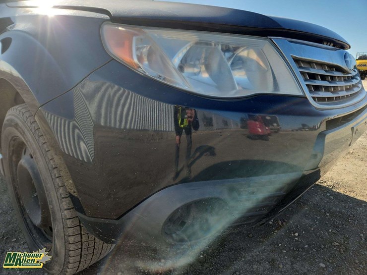 2010-subaru-forester-image-35