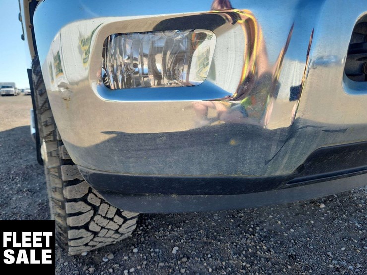 2015-dodge-2500-image-32