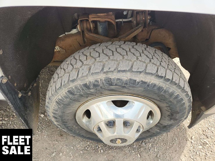 2018-chevrolet-silverado-3500hd-image-14