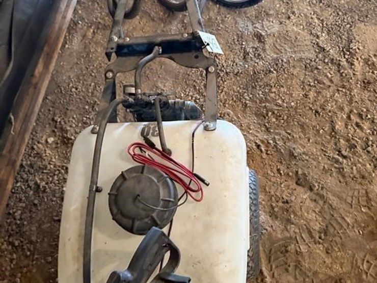 fimco-30gal-pull-behind-sprayer-image-6