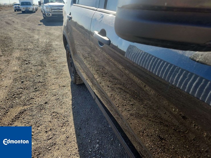 2018-ford-explorer-image-29