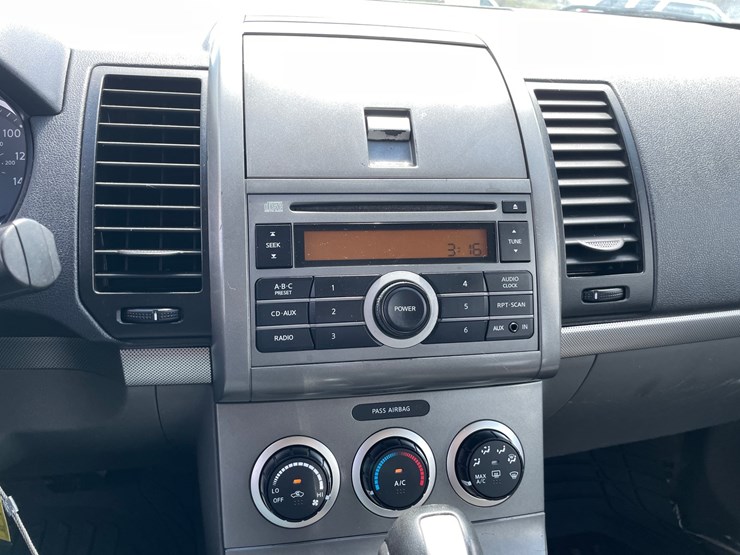 #1410-•-2007-nissan-sentra-sedan-(has-mn-title)-image-21