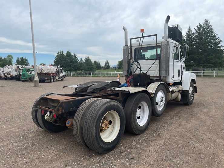 1999-mack-ch600-image-5