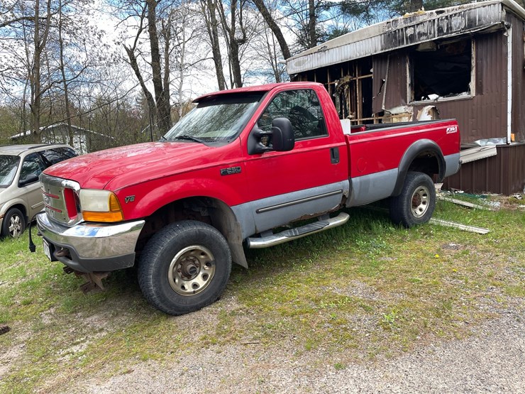#2865-•-2000-ford-f250-pickup-truck-(has-wi-title)-(or)-image-1