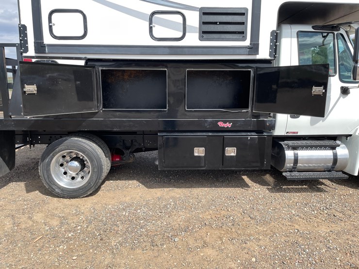 #1305-•-2011-durastar-international-camper-truck-image-18