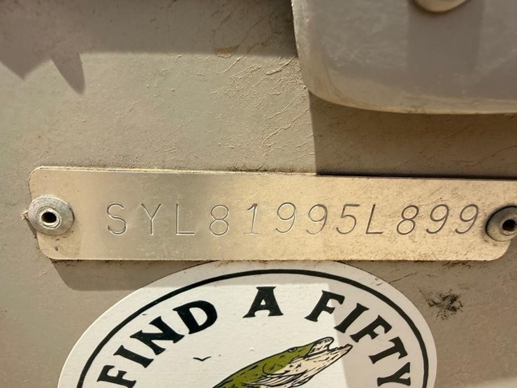 15'-sylvan-1600-expedition-lx-fishing-boat-image-8