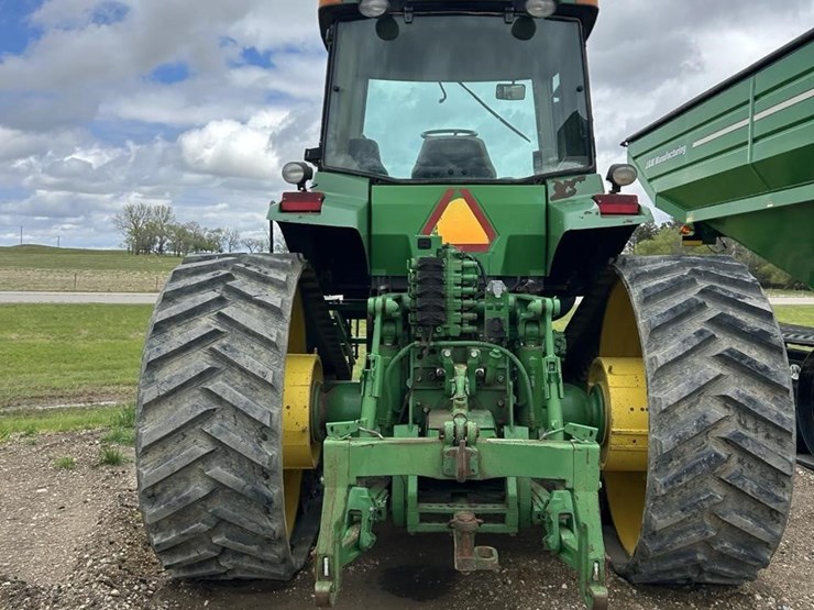 2004-john-deere-8220t-image-5