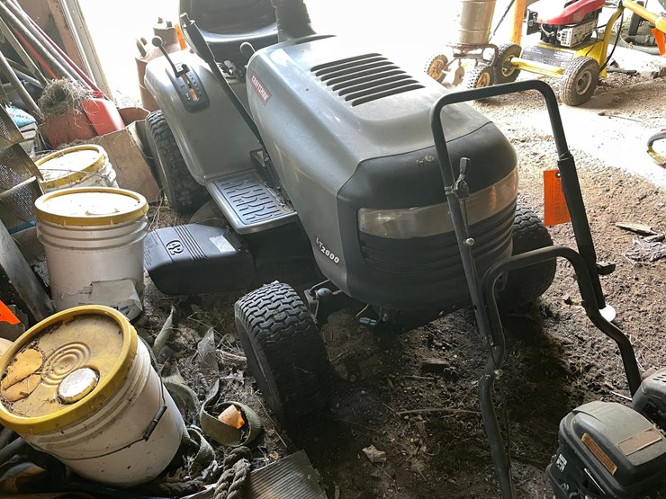 #2892-•-craftsman-riding-lawn-mower-(or)-image-5