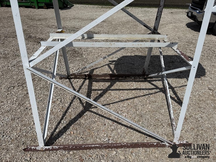 200-gal-gravity-feed-fuel-tank-image-12
