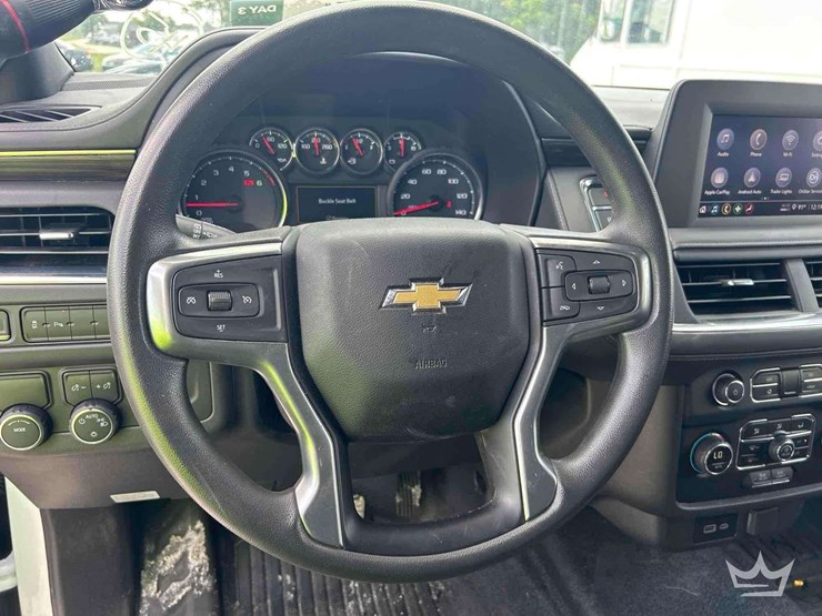 2024-chevrolet-tahoe-image-13