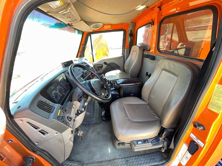 #1315-•-2008-sterling-dump-truck-(has-mn-title)-image-25