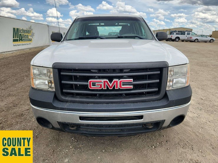 2013-gmc-sierra-1500-image-9