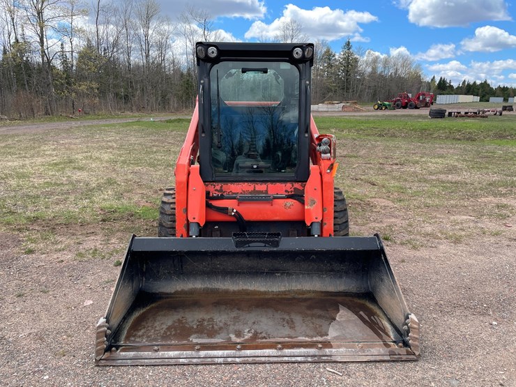 2022-kubota-ssv65-image-8