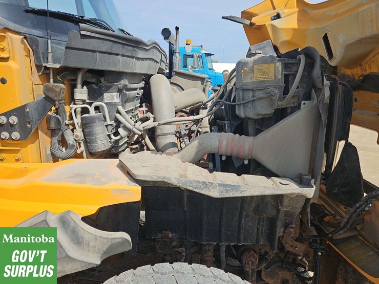 2010-international-workstar-7600-image-33