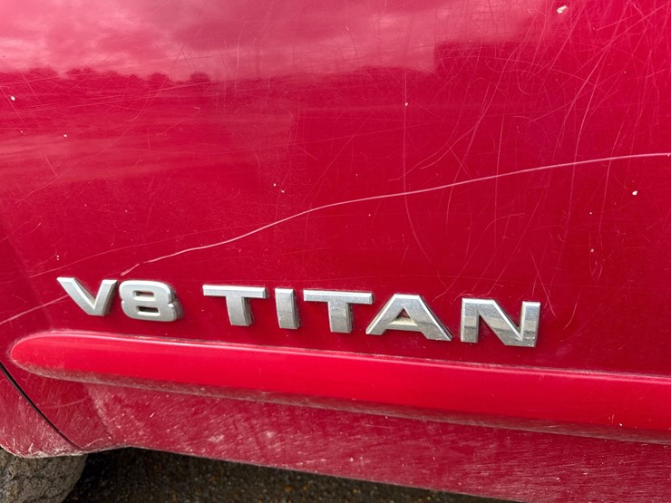 2005-nissan-titan-image-24