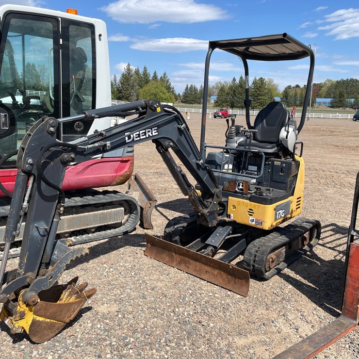 DEERE 17G