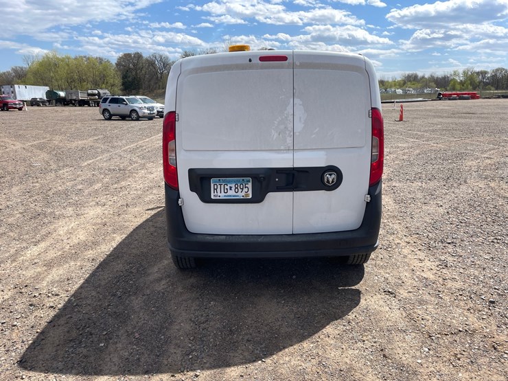#1412-•-2017-ram-promaster-cargo-van-(has-mn-title)-image-4