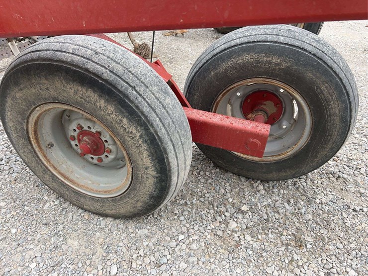 case-ih-4300-image-10