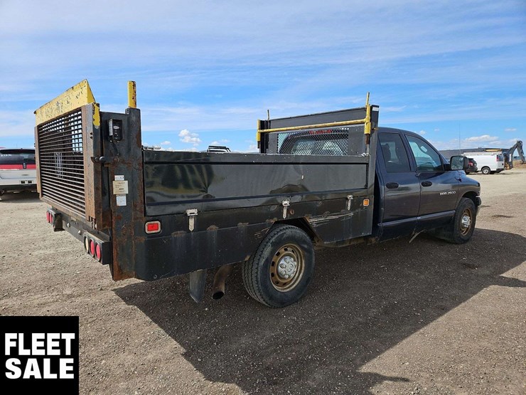2004-dodge-ram-2500-image-4