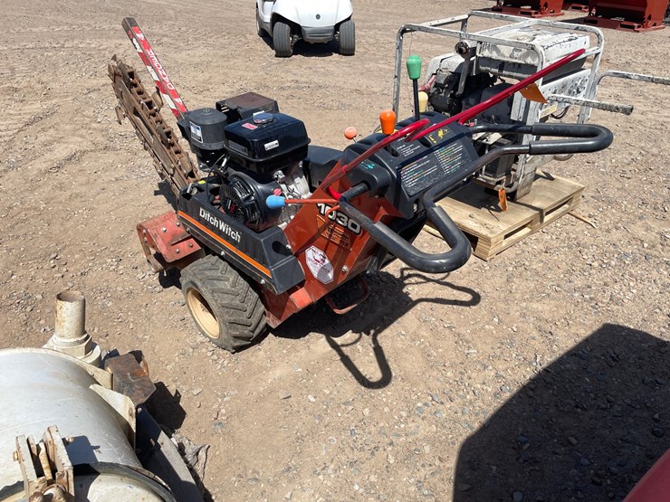 #1018-•-2002-ditch-witch-walk-behind-trencher-image-3