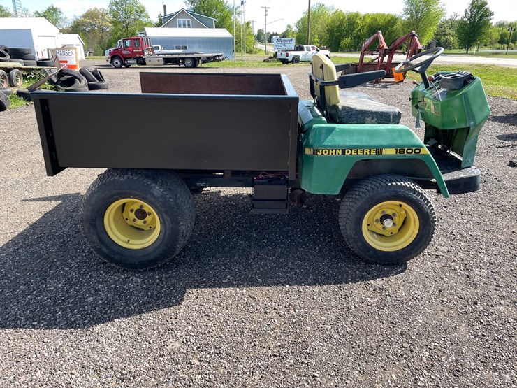 john-deere-1800-image-4