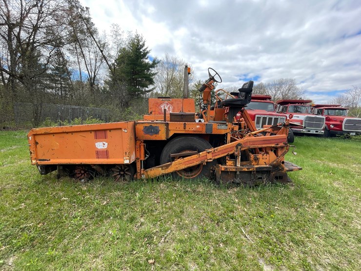 #2869-•-blaw-knox-paver-(or)-image-8