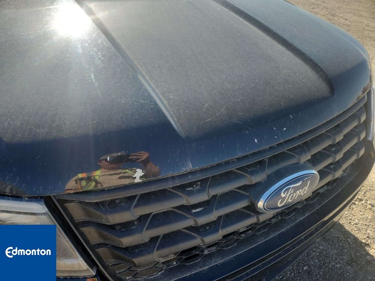 2018-ford-explorer-image-31