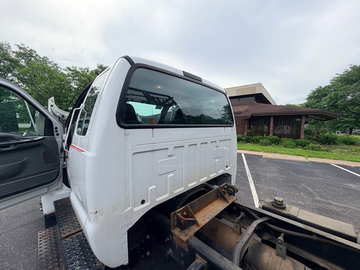 2004-ford-f650-image-51