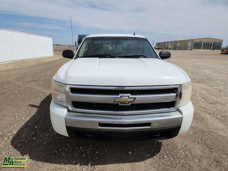 2009-chevrolet-silverado-1500-image-9